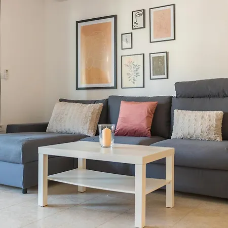 Niko Apartment
